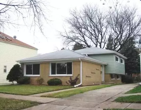 1674 Maple, Des Plaines, IL 60016 photo 1