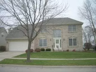 1561 S Hampton, Aurora, IL 60506 photo 1