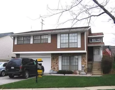 1596 Brookside Dr, Hoffman Estates, IL 60169 photo 1