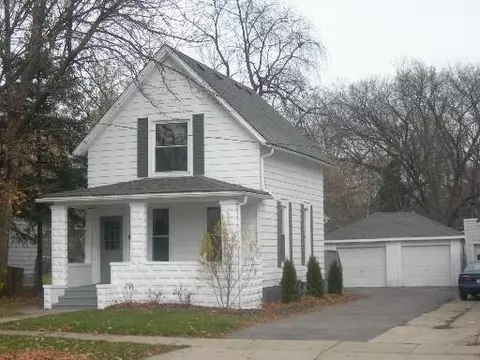 714 Walnut Ave, Elgin, IL 60123 photo 1