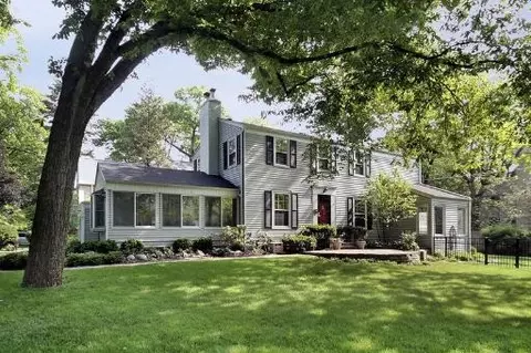 701 Juniper Rd, Glenview, IL 60025 photo 1