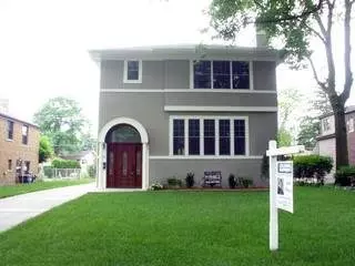 394 Bartram Rd, Riverside, IL 60546 photo 1