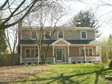 811 Sunset Rd, Wheaton, IL 60187 photo 1