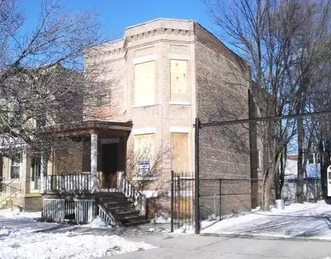 4412 W Maypole St, Chicago, IL 60624 photo 1