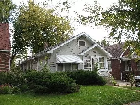 814 Douglas Ave, Aurora, IL 60505 photo 1
