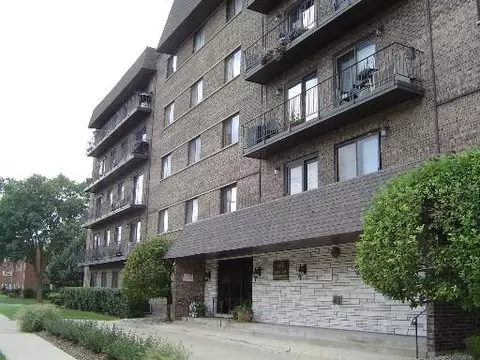 960 S River Rd #312, Des Plaines, IL 60016 photo 1