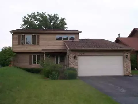 709 Monterrey Ter, Mchenry, IL 60050 photo 1