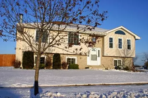 2710 Ruth Fitzgerald Dr, Plainfield, IL 60586 photo 1