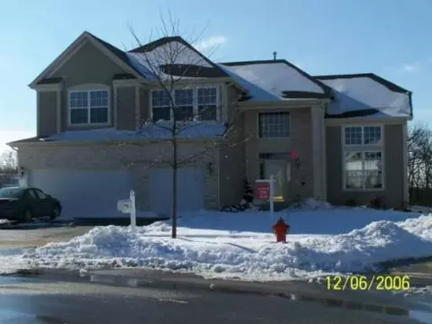 8 Lake Cornish Ct, Algonquin, IL 60102 photo 1