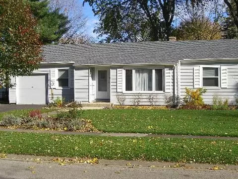 945 Hemlock St, Deerfield, IL 60015 photo 1