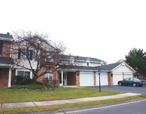 7225 Willow Way Ln #A, Willowbrook, IL 60527 photo 1