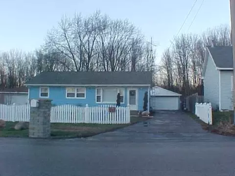 1460 Mountain St, Aurora, IL 60505 photo 1
