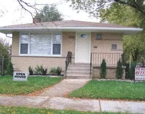2839 E 93rd St, Chicago, IL 60617 photo 1
