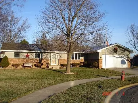 105 Dove Cir, Morris, IL 60450 photo 1