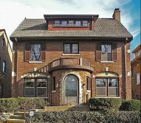 2819 Garrison, Evanston, IL 60201 photo 1
