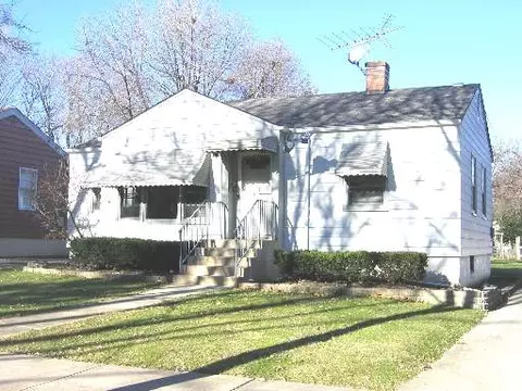 640 E Prairie Ave, Des Plaines, IL 60016 photo 1