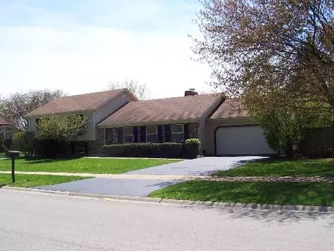 84 Redstart, Naperville, IL 60565 photo 1