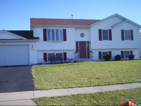 612 Wimbleton Trl, Mchenry, IL 60050 photo 1