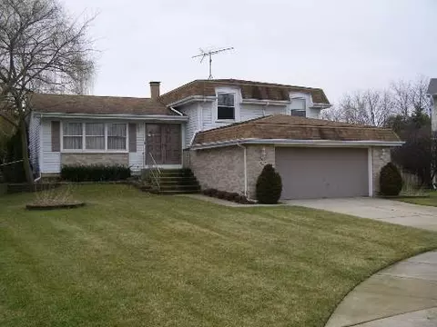 1925 Driftwood Ct, Hoffman Estates, IL 60192 photo 1