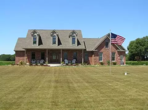 1745 N Dwight Rd, Morris, IL 60450 photo 1