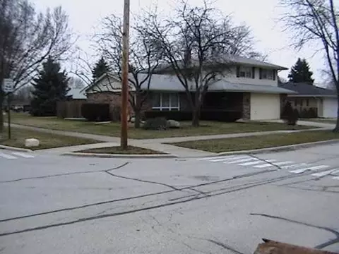 1802 Maya Ln, Mount Prospect, IL 60056 photo 1