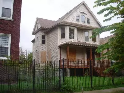 1347 E 72nd Pl, Chicago, IL 60619 photo 1