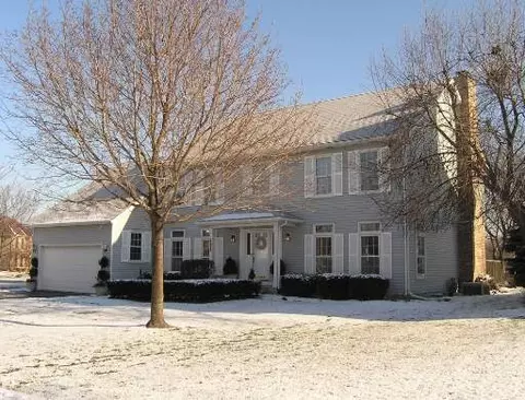 1675 Rosebud Ct, Wheaton, IL 60187 photo 1