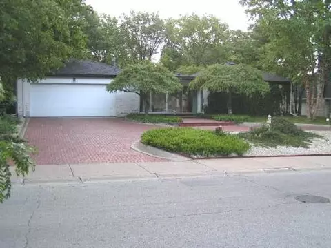 8623 Baring, Munster, IN 46321 photo 1