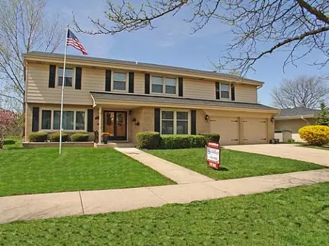 788 Stuart, Elmhurst, IL 60126 photo 1