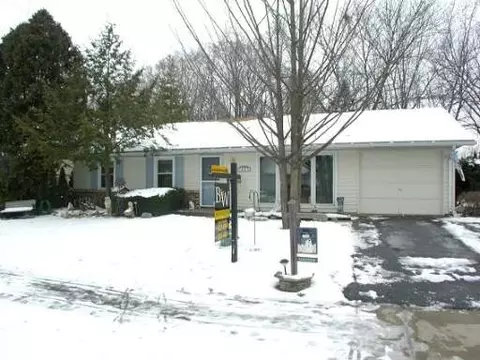 662 Springfield Dr, Roselle, IL 60172 photo 1