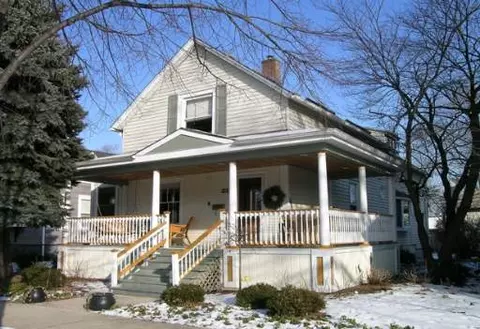 2015 Pratt Ct, Evanston, IL 60201 photo 1