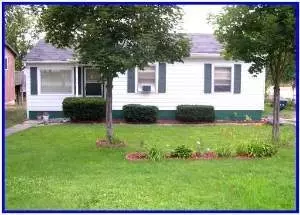 210 E Forest St, Marengo, IL 60152 photo 1