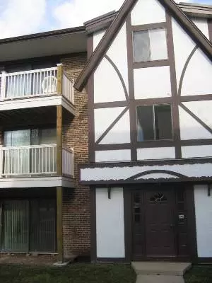 273 Gregory St #3, Aurora, IL 60504 photo 1