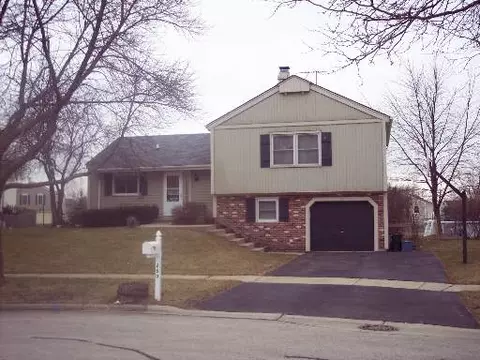 280 Bragg St, Bartlett, IL 60103 photo 1