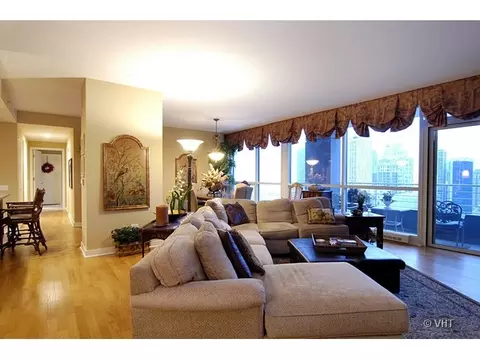 250 E Pearson #3203, Chicago, IL 60611 photo 3