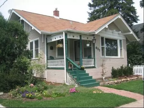 621 E Benton Ave, Naperville, IL 60540 photo 1