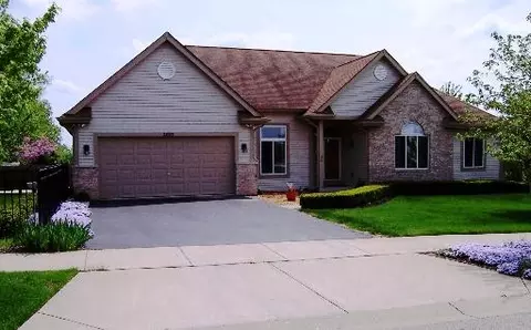 2425 Mountain Laurel Ct, Elgin, IL 60123 photo 1