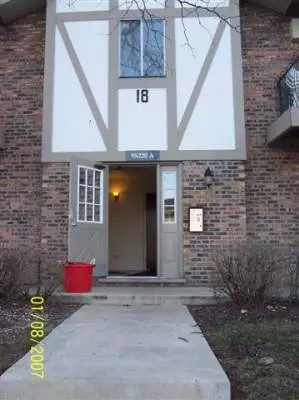 9 S220a Frontage Rd #202, Willowbrook, IL 60527 photo 1