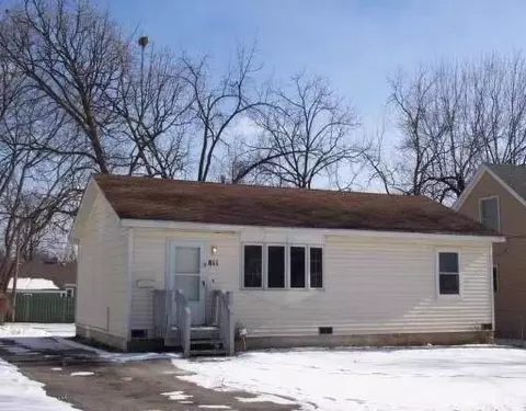 811 N View St, Aurora, IL 60506 photo 1