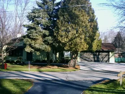 104 Third Ave, Montgomery, IL 60538 photo 1