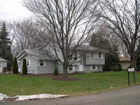 4508 Home Ave, Mchenry, IL 60050 photo 1