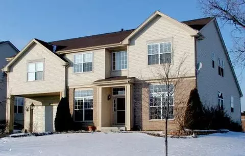 2212 Barrett Dr, Algonquin, IL 60102 photo 1