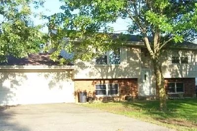 396 Tenth St, Mazon, IL 60444 photo 1