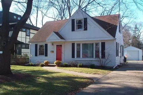 236 Parkview Rd, Glenview, IL 60025 photo 1