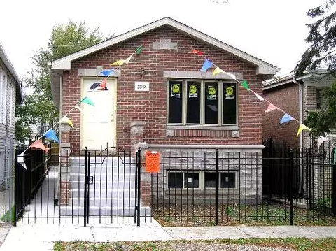 3348 W Pershing Rd, Chicago, IL 60632 photo 1