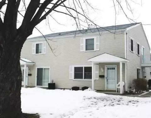 329 Joan Ct #C, Bartlett, IL 60103 photo 1