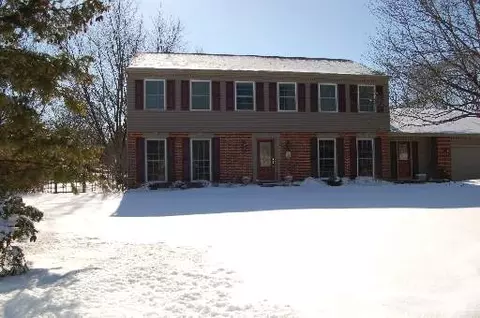 561 Hevern Dr, Wheaton, IL 60187 photo 1