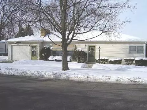 746 N Root St, Aurora, IL 60505 photo 1