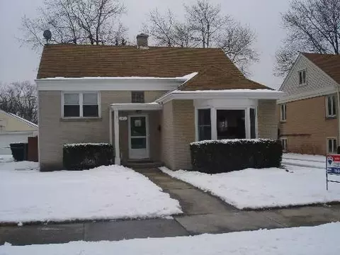 9033 Bartlett Ave, Brookfield, IL 60513 photo 1