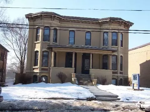 300 Douglas Ave, Elgin, IL 60120 photo 1